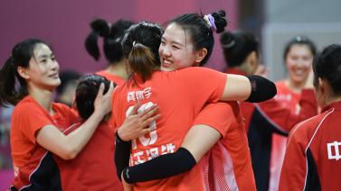 吴艳妮曾在